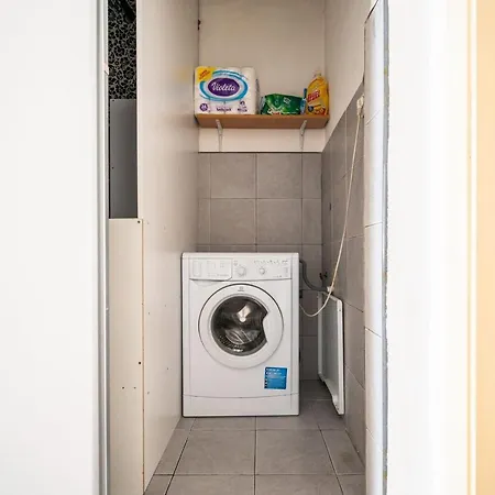 Modern 1bdr Near Center * Sarajevo